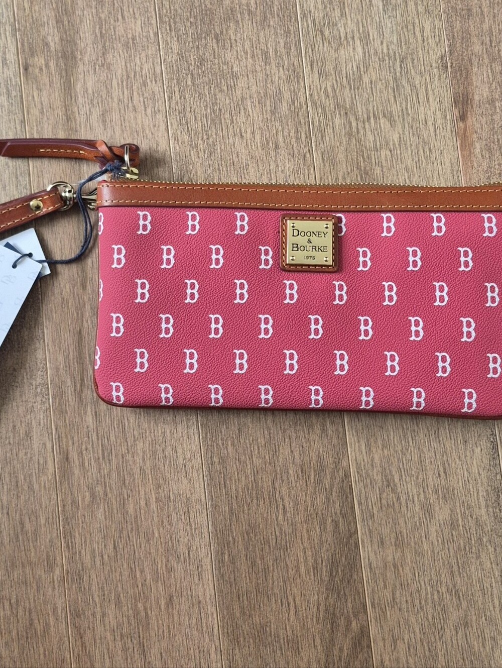 Dooney & Bourke Boston Red Soxs Logo Wristlet NWT